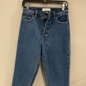 Abercrombie & fitch the mom high rise curve love 25/0r